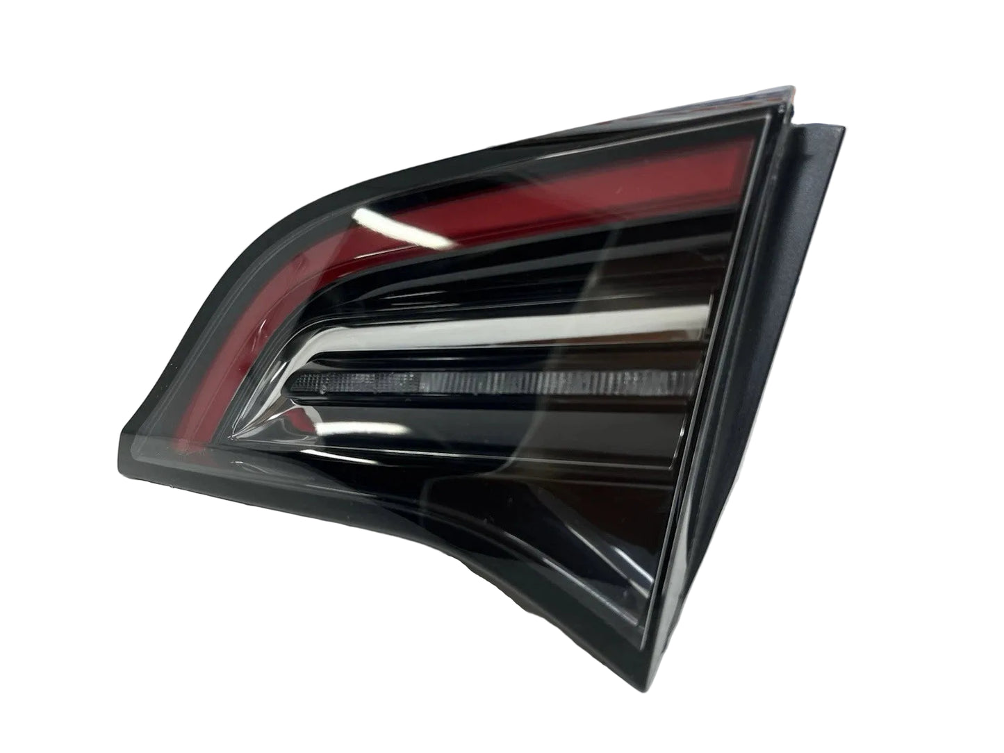Tesla Model 3 & Y 2021-2023 Inner Rear Right Tail Light | 4 Pin / 1502089-00-B