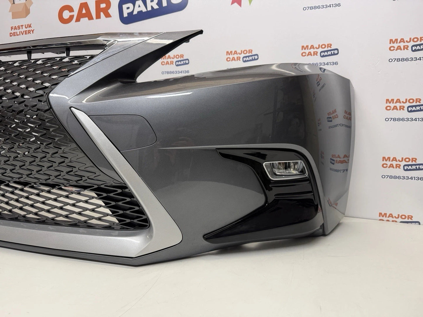 Lexus CT 200h 2014-2020 Front Bumper With Grilles / F-Sport