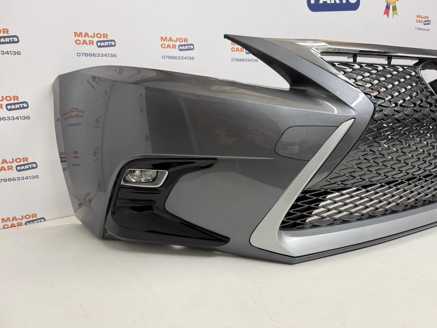 Lexus CT 200h 2014-2020 Front Bumper With Grilles / F-Sport