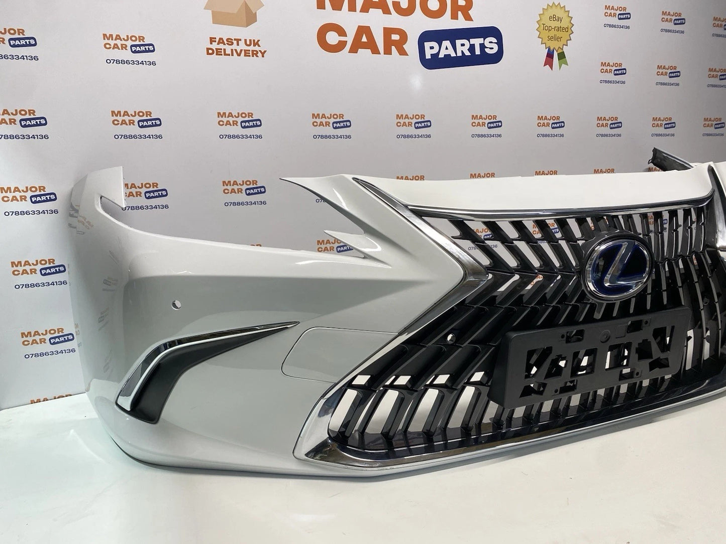 Lexus ES 300h 2022-2024 Front Bumper Assembly with Grilles / White