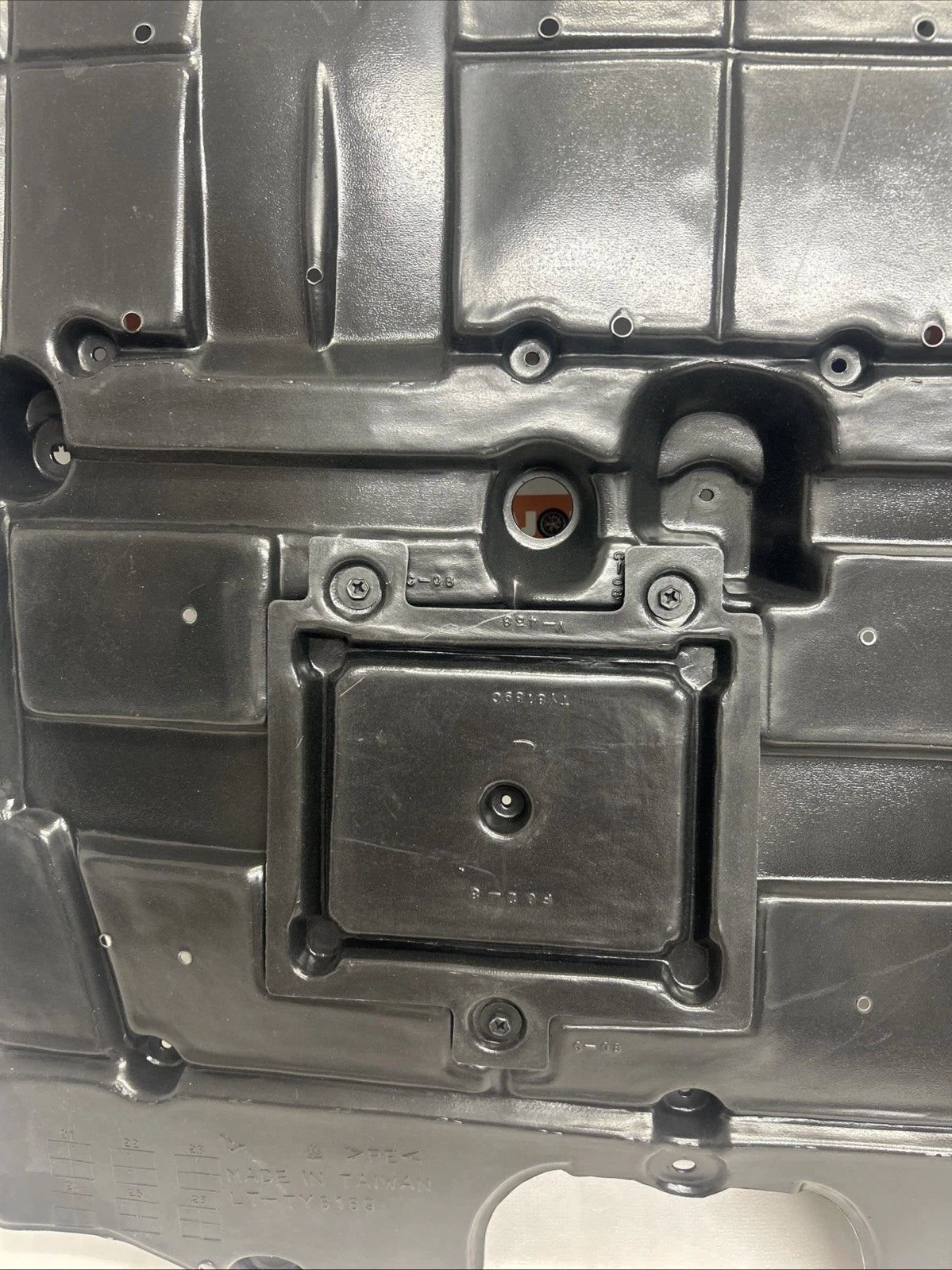 Lexus IS 300h 2014–2020 Engine Under Cover Shield Splash Guard