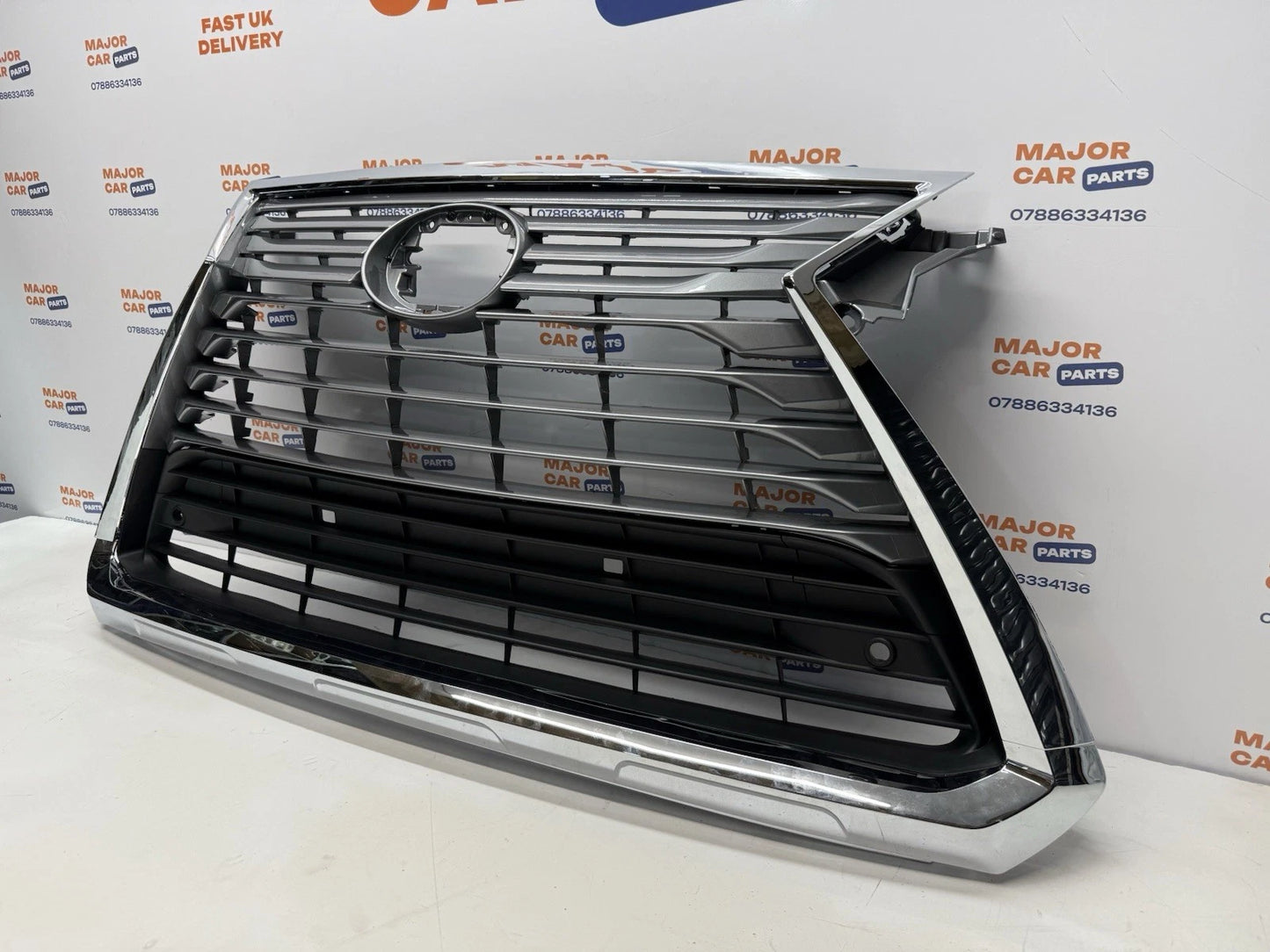Lexus RX 450h 2016-2018 Front Bumper Radiator Grille / Complete Set