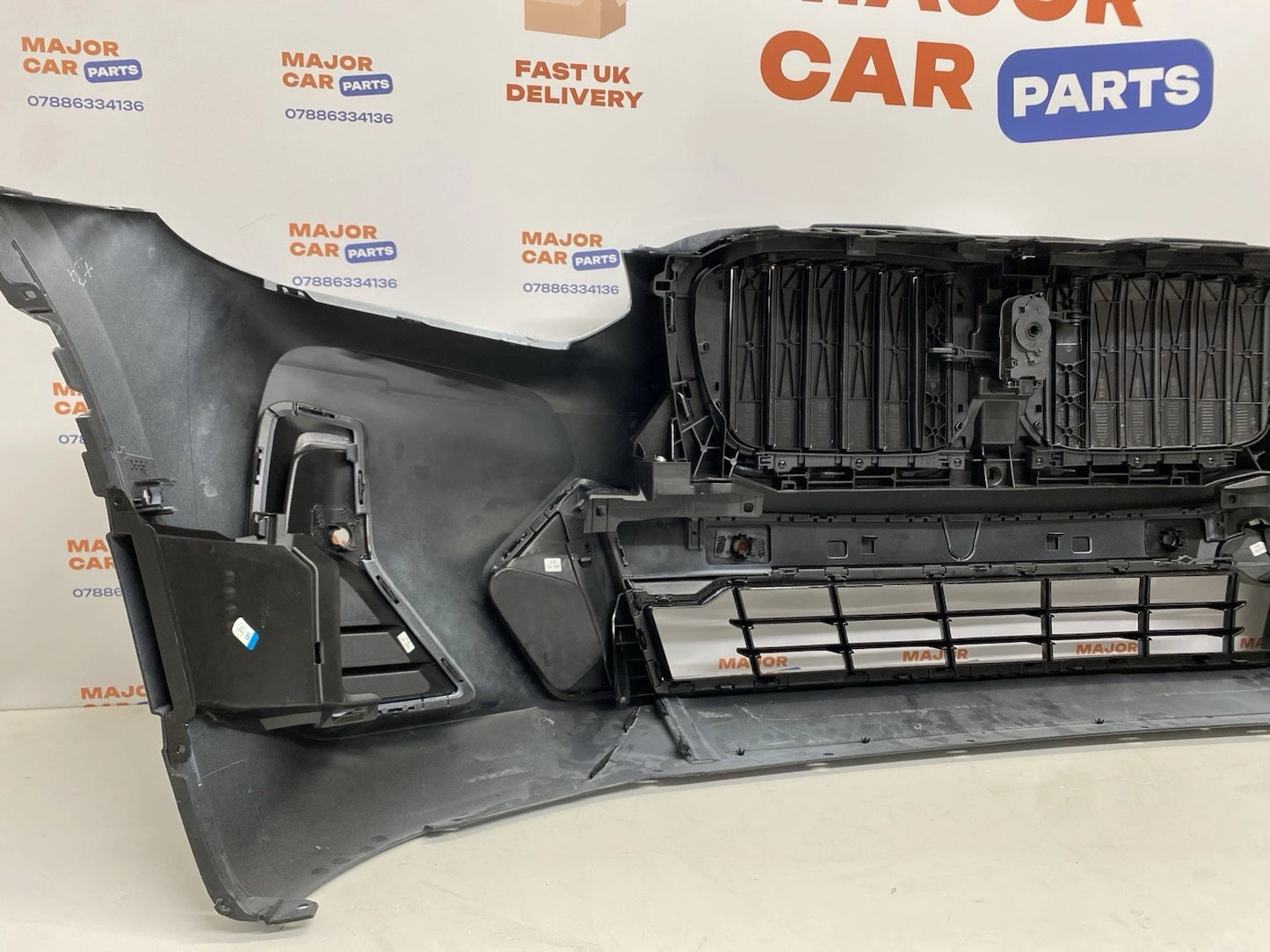 BMW X3 X4 G01 G02 LCI 2022-2023 Front Bumper with Grilles / M-Tek / White