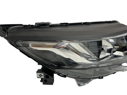 Mitsubishi L200 MK6 2020-2024 Front Right Headlight / Driver Side