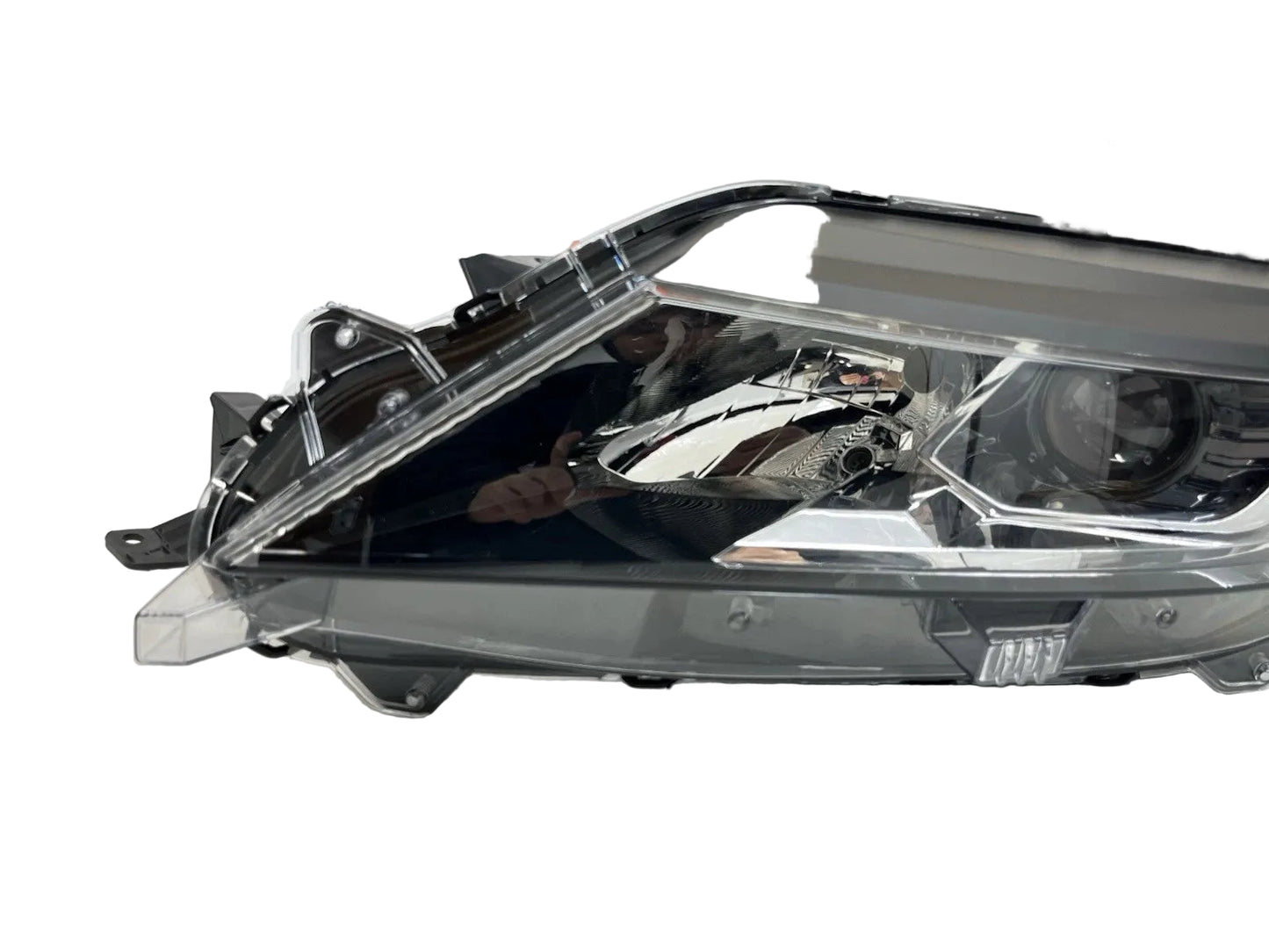 Mitsubishi L200 MK6 2020-2024 Front Left Headlight / Passenger Side
