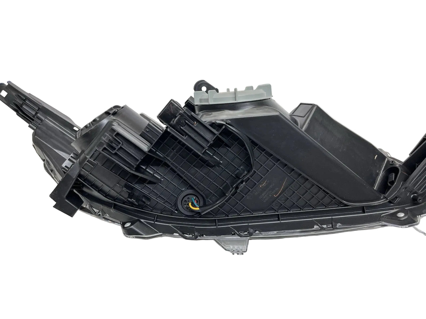 Mitsubishi L200 MK6 2020-2024 Front Left Headlight / Passenger Side
