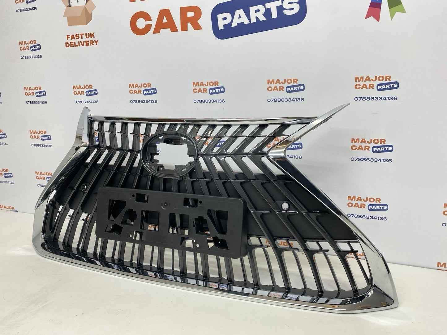 Lexus ES 300h 2022-2024 Front Bumper Grille And Chrome Trims
