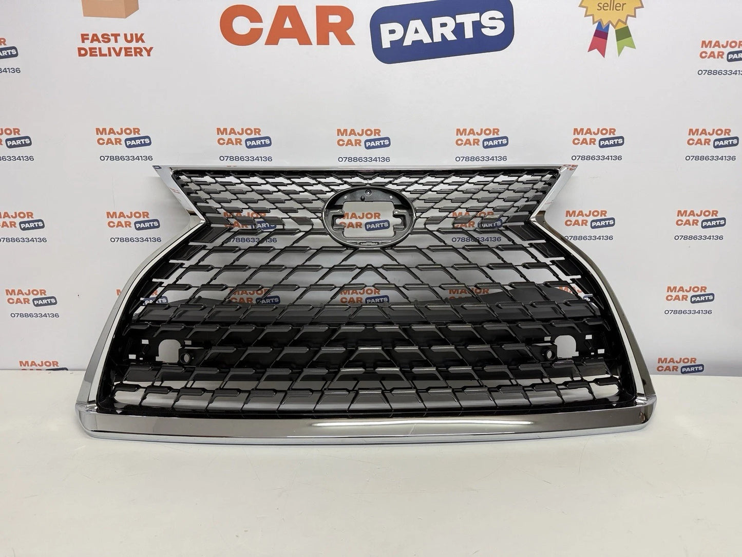 Lexus RX 450h 2019-2022 Front Bumper Radiator Grille with Chrome Moulding