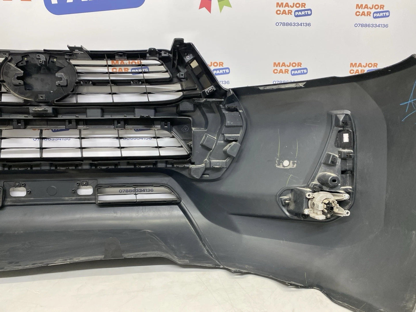 Toyota Hilux 2019-On Genuine Complete Front Bumper with Grille | 52119-‘0KK00