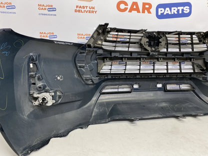 Toyota Hilux 2019-On Front Bumper with Grilles and Fog Lights / Navy Blue