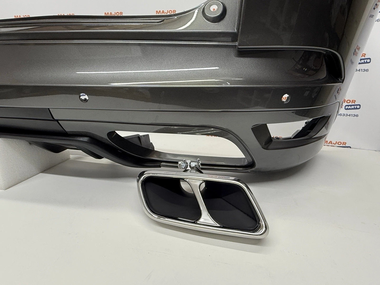 Range Rover Sport L494 2018-2022 Rear Bumper SVR with Diffuser & Exhaust
