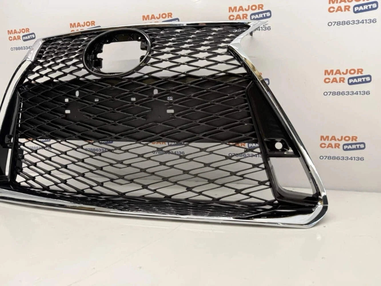 Lexus IS 300h 2017-2021 Front Bumper Radiator Grille