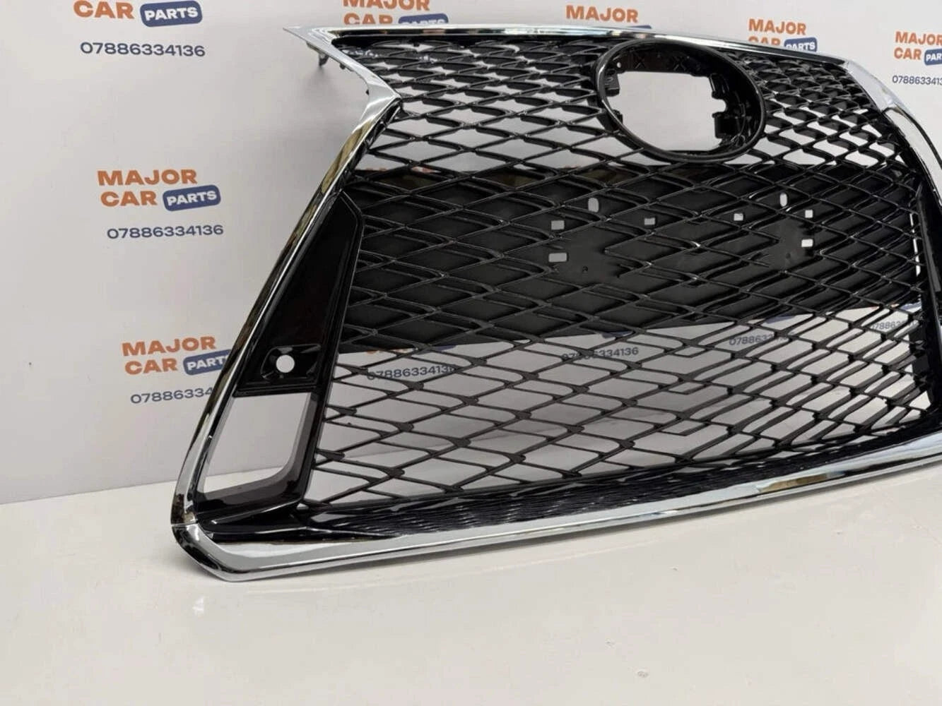 Lexus IS 300h 2017-2021 Front Bumper Radiator Grille