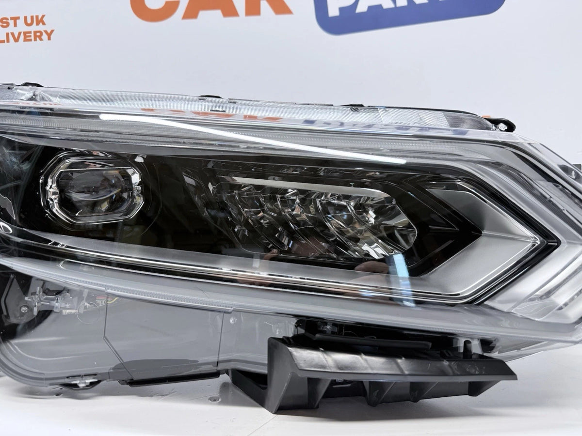 Nissan Qashqai J11 2017-2021 Front Right LED Tekna Headlight / Driver Side