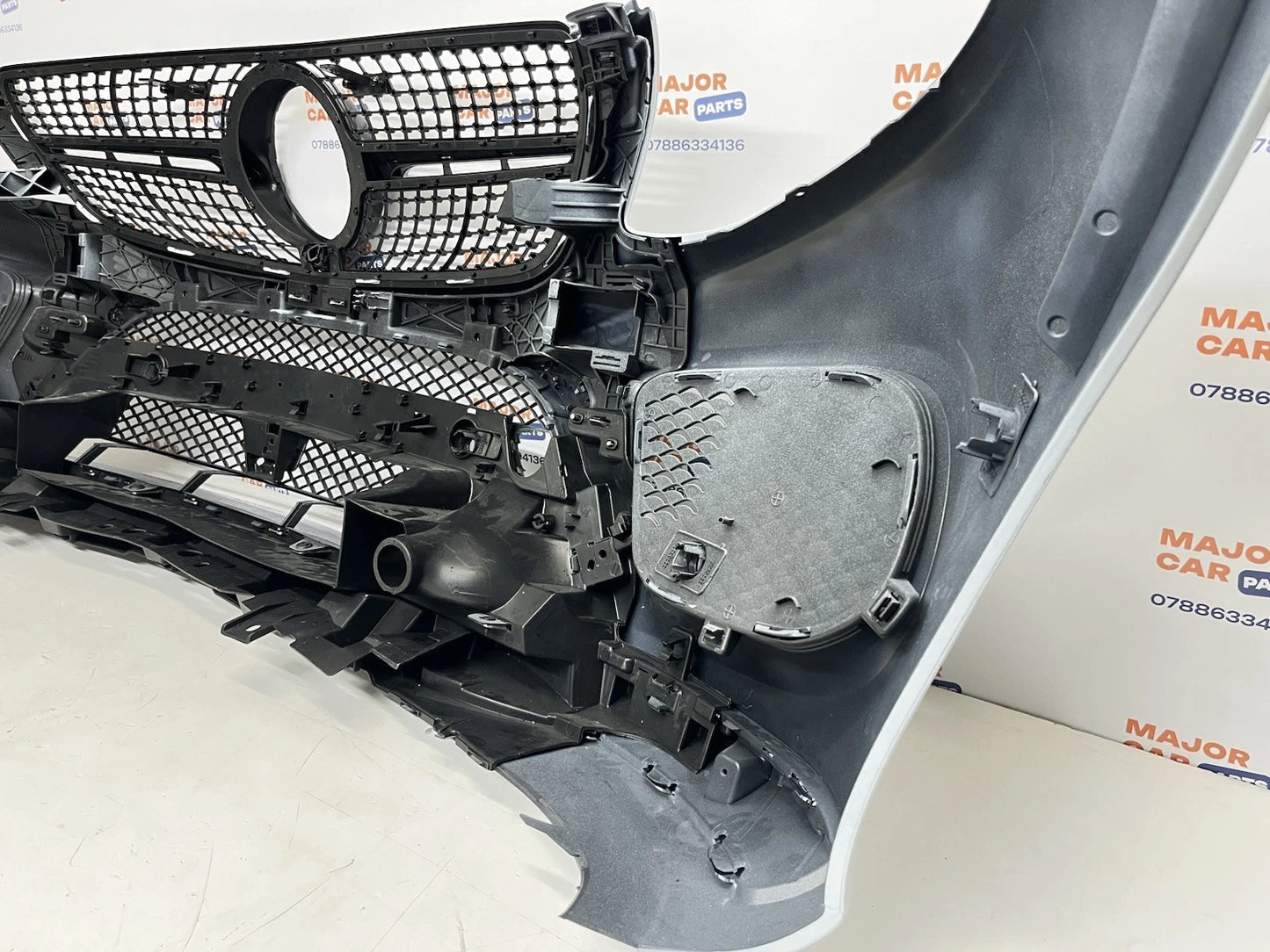 Mercedes-Benz GLE W166 2015-2018 Front Bumper With Grilles / AMG