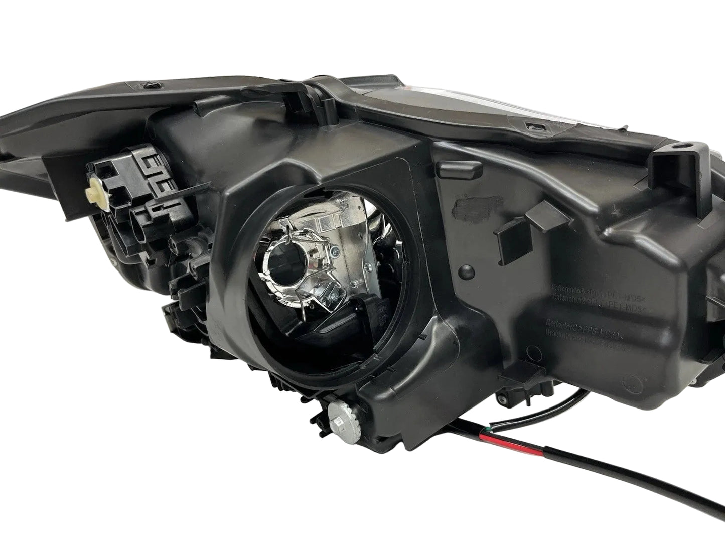 Lexus IS 300h 2013 - 2016 Front Left Headlight / Passenger Side / 4 Pins