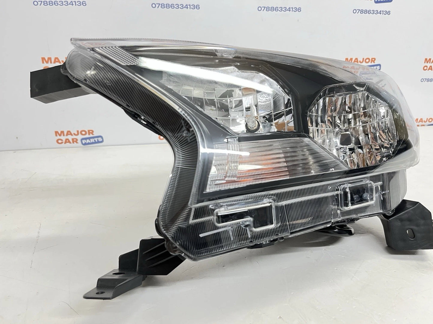 Ford Ranger 2017-2023 Front Left Headlight / Passenger Side