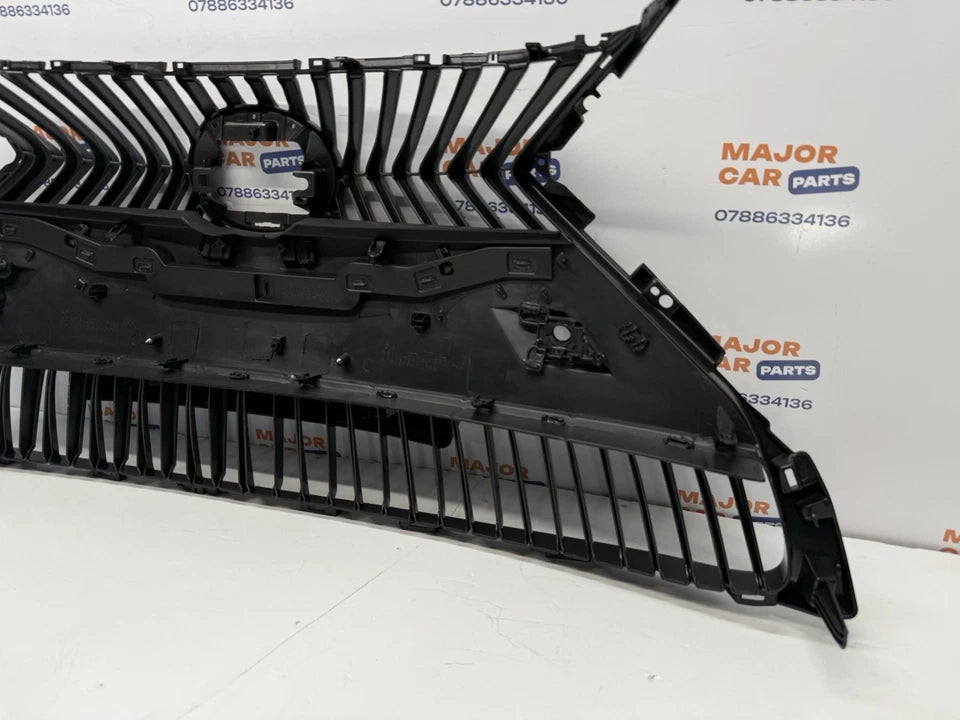Lexus ES 300h 2019-2021 Front Bumper Radiator Grille and Chrome Trims